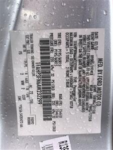 2010 Ford Focus SE - Photo 7 - Chula Vista, CA 91911