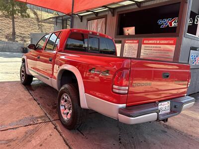 2004 Dodge Dakota SLT   - Photo 2 - Chula Vista, CA 91911