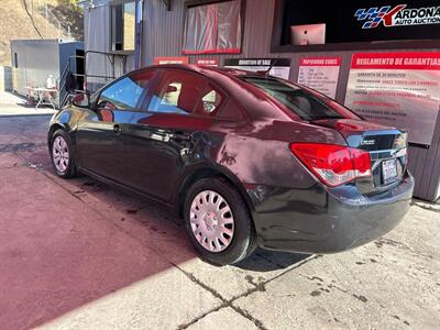 2013 Chevrolet Cruze LS   - Photo 2 - Chula Vista, CA 91911