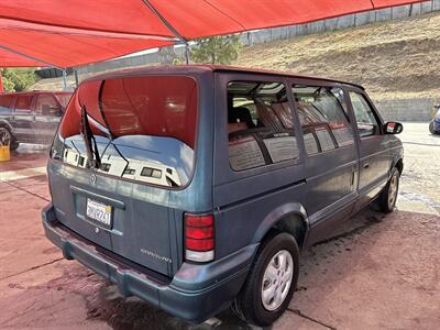 1995 Dodge Caravan   - Photo 3 - Chula Vista, CA 91911