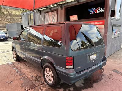 1995 Dodge Caravan   - Photo 2 - Chula Vista, CA 91911