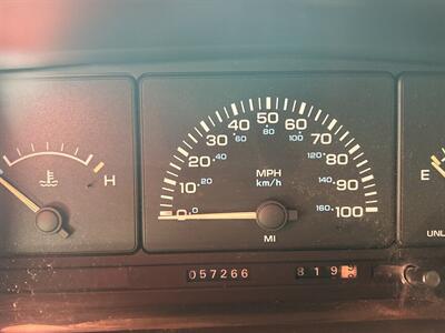1995 Dodge Caravan   - Photo 8 - Chula Vista, CA 91911