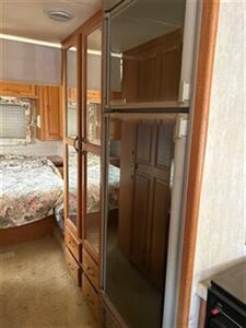 1996 HOLIDAY RAMBLER   - Photo 10 - Chula Vista, CA 91911