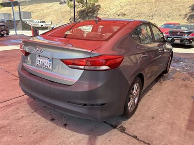 2018 Hyundai ELANTRA SEL   - Photo 2 - Chula Vista, CA 91911