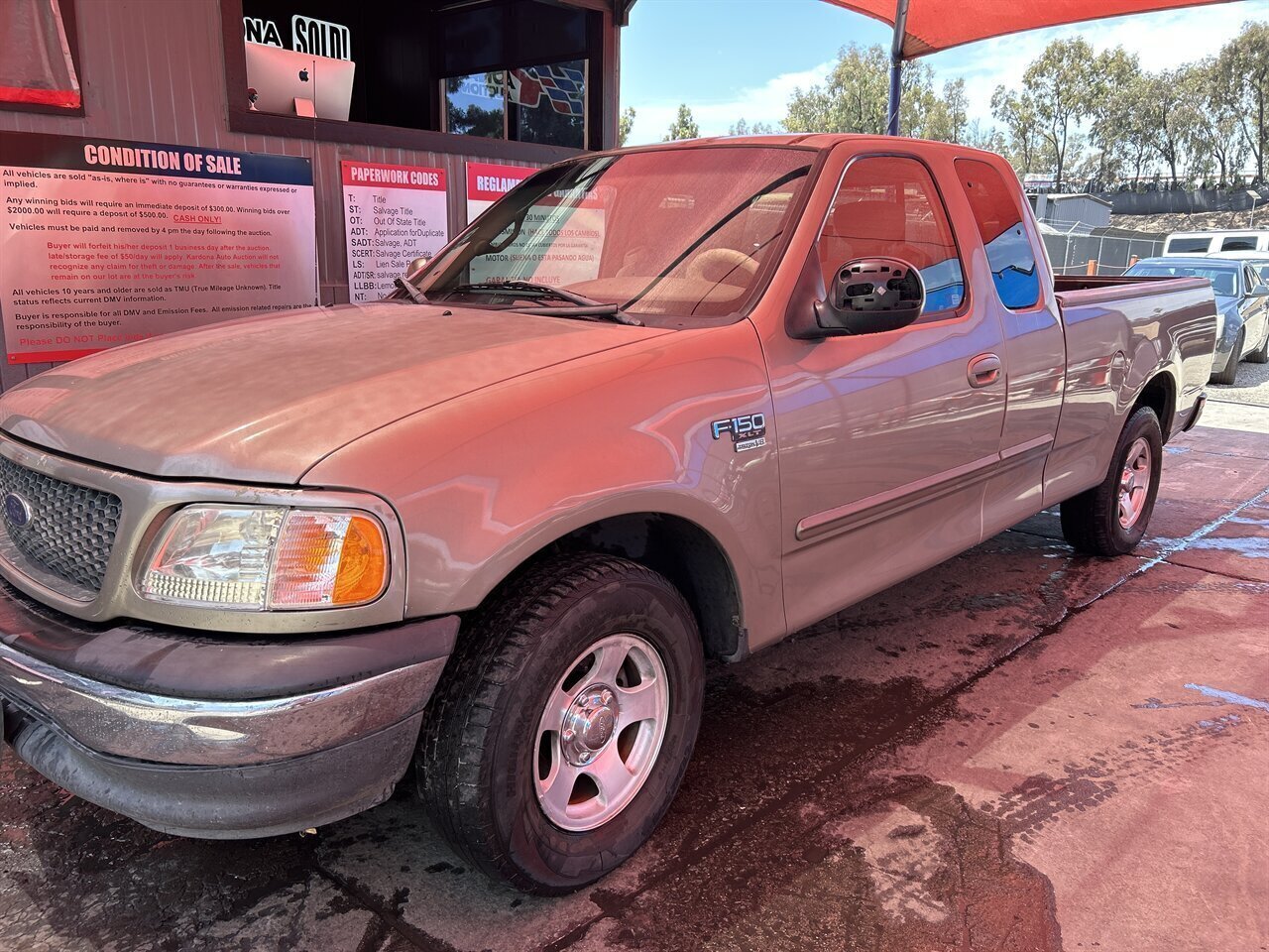 2001 Ford F-150 Lariat - Photo 1 - Chula Vista, CA 91911