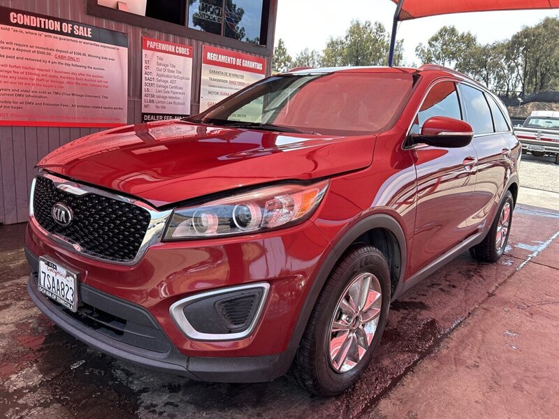 2016 Kia Sorento L  