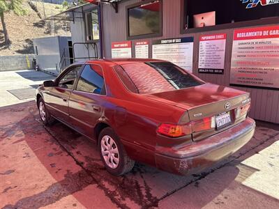 2001 Toyota Camry LE   - Photo 2 - Chula Vista, CA 91911