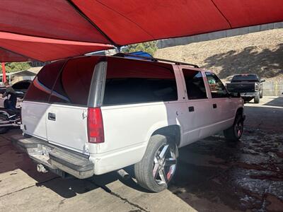 1996 Chevrolet Suburban C1500   - Photo 3 - Chula Vista, CA 91911
