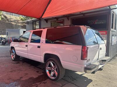 1996 Chevrolet Suburban C1500   - Photo 2 - Chula Vista, CA 91911