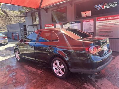 2009 Volkswagen Jetta SE PZEV   - Photo 2 - Chula Vista, CA 91911