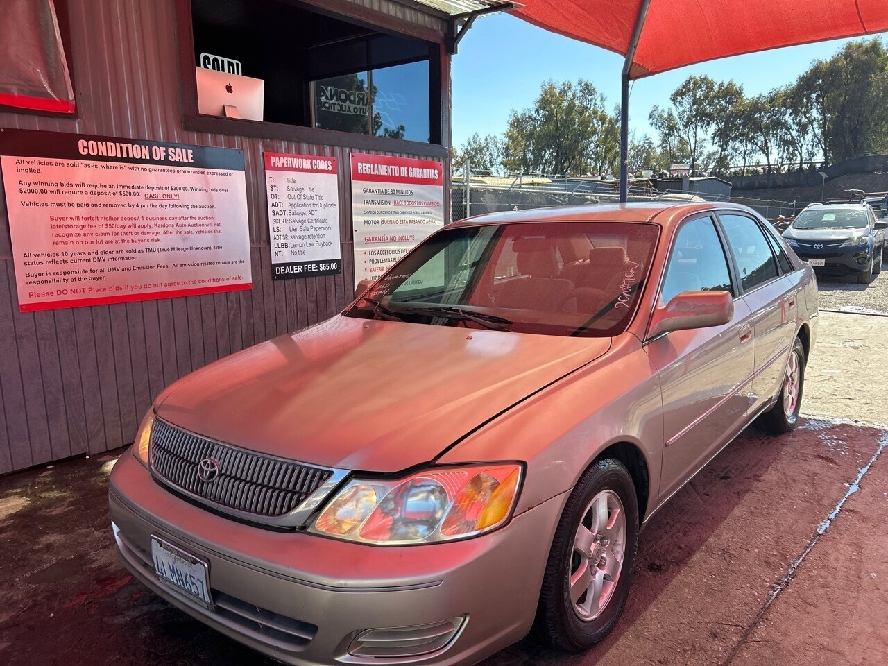 2000 Toyota Avalon XL - Photo 1 - Chula Vista, CA 91911