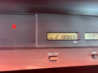 2000 Toyota Avalon XL   - Photo 8 - Chula Vista, CA 91911