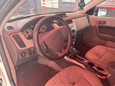 2010 Ford Focus SE   - Photo 6 - Chula Vista, CA 91911