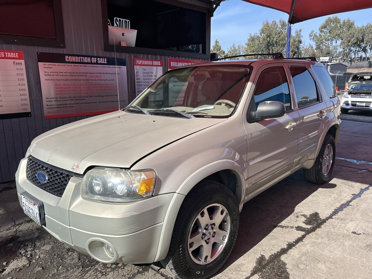 2005 Ford Escape Limited - Photo 1 - Chula Vista, CA 91911