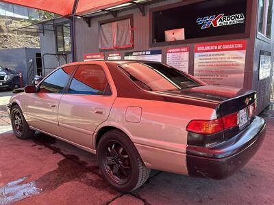 2000 Toyota Camry CE   - Photo 2 - Chula Vista, CA 91911