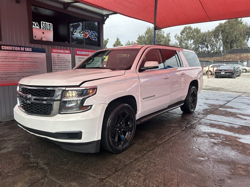 2015 Chevrolet Suburban LT  