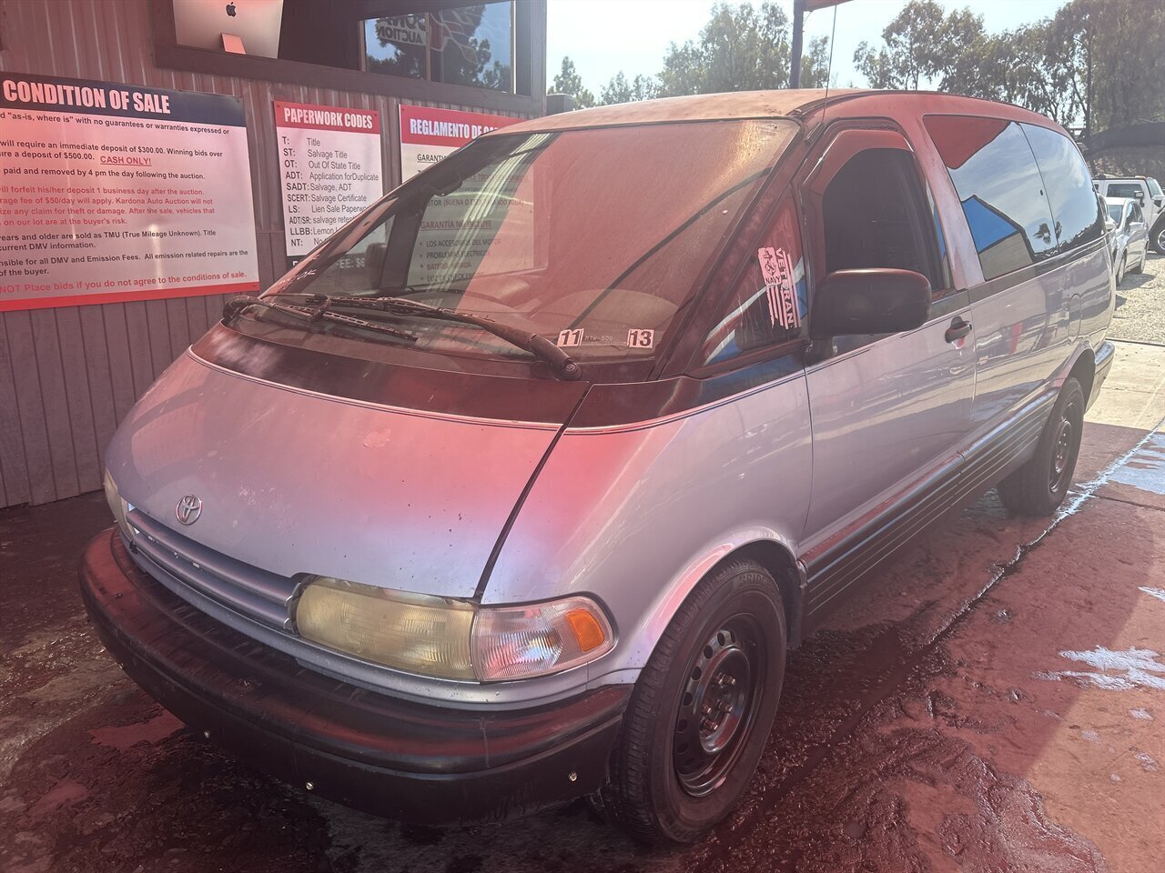1993 Toyota Previa Deluxe - Photo 1 - Chula Vista, CA 91911