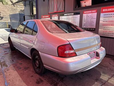 2001 Nissan Altima GLE   - Photo 2 - Chula Vista, CA 91911