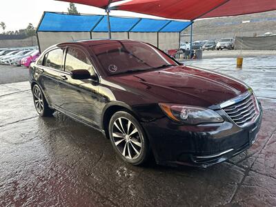 2014 Chrysler 200 Touring   - Photo 4 - Chula Vista, CA 91911