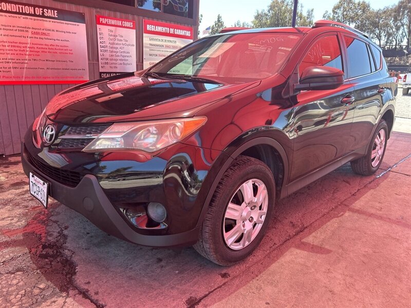2013 Toyota RAV4 LE  