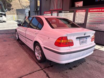 2002 BMW 325i   - Photo 2 - Chula Vista, CA 91911