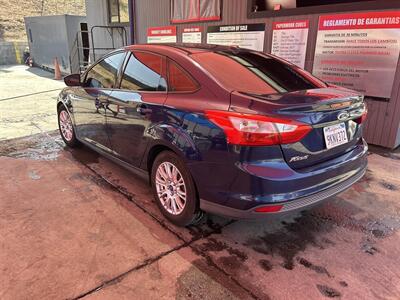 2012 Ford Focus SE   - Photo 3 - Chula Vista, CA 91911