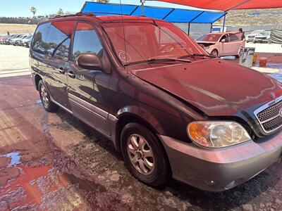 2005 Kia Sedona LX   - Photo 4 - Chula Vista, CA 91911