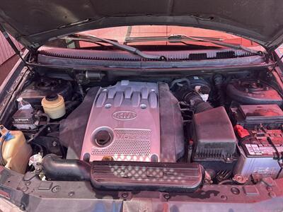 2005 Kia Sedona LX   - Photo 5 - Chula Vista, CA 91911