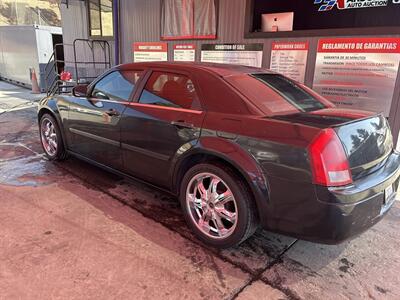 2006 Chrysler 300 Series   - Photo 2 - Chula Vista, CA 91911