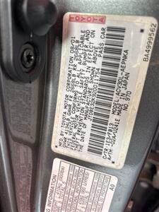 2002 Toyota Camry SE   - Photo 6 - Chula Vista, CA 91911