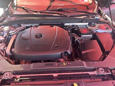 2020 Volvo V60 Cross Country T5   - Photo 8 - Chula Vista, CA 91911