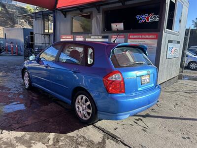 2006 Kia Spectra Spectra5   - Photo 2 - Chula Vista, CA 91911