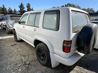 1998 Isuzu Trooper Luxury   - Photo 2 - Chula Vista, CA 91911