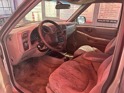 2001 GMC Jimmy SLS   - Photo 5 - Chula Vista, CA 91911