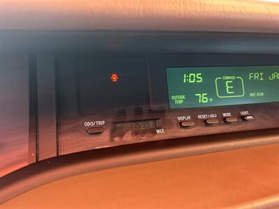 2001 Toyota Avalon XL   - Photo 6 - Chula Vista, CA 91911