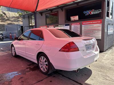 2007 Honda Accord EX-L V-6 w/Navi   - Photo 2 - Chula Vista, CA 91911
