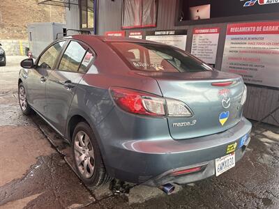 2010 Mazda Mazda3 i SV   - Photo 2 - Chula Vista, CA 91911