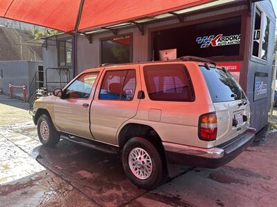 1999 Nissan Pathfinder XE   - Photo 2 - Chula Vista, CA 91911