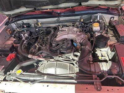 1999 Nissan Pathfinder XE   - Photo 5 - Chula Vista, CA 91911