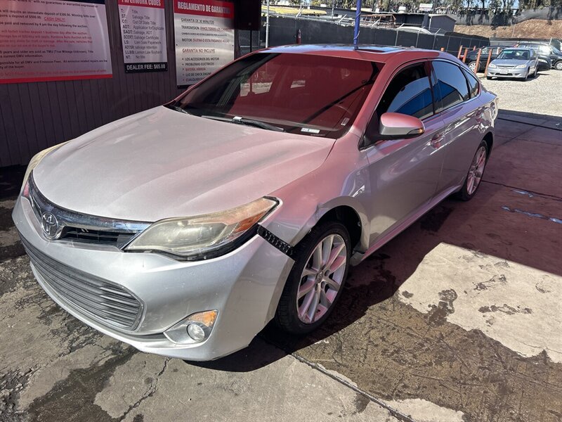 2014 Toyota Avalon XLE  