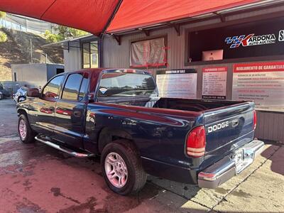 2001 Dodge Dakota SLT   - Photo 2 - Chula Vista, CA 91911