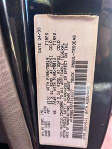 1993 Toyota Pickup Deluxe   - Photo 7 - Chula Vista, CA 91911