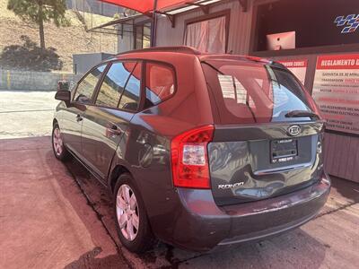 2008 Kia Rondo LX   - Photo 2 - Chula Vista, CA 91911