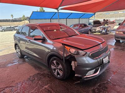 2017 Kia Niro FE   - Photo 4 - Chula Vista, CA 91911