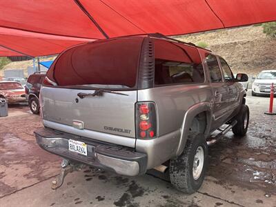 2001 Chevrolet Suburban 2500   - Photo 3 - Chula Vista, CA 91911