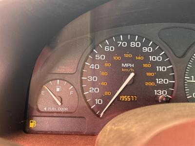 2001 Saturn SL2   - Photo 8 - Chula Vista, CA 91911