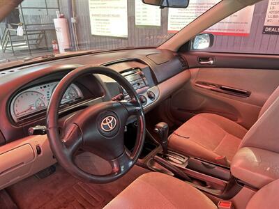 2002 Toyota Camry SE - Photo 5 - Chula Vista, CA 91911