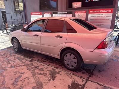 2007 Ford Focus ZX4 S   - Photo 2 - Chula Vista, CA 91911