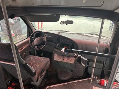 2001 Ford e-350 BUS   - Photo 7 - Chula Vista, CA 91911