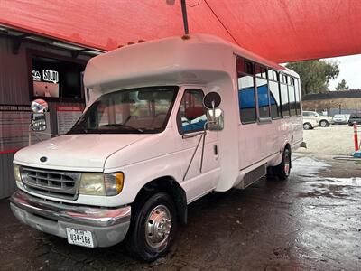 2001 Ford e-350 BUS   - Photo 1 - Chula Vista, CA 91911